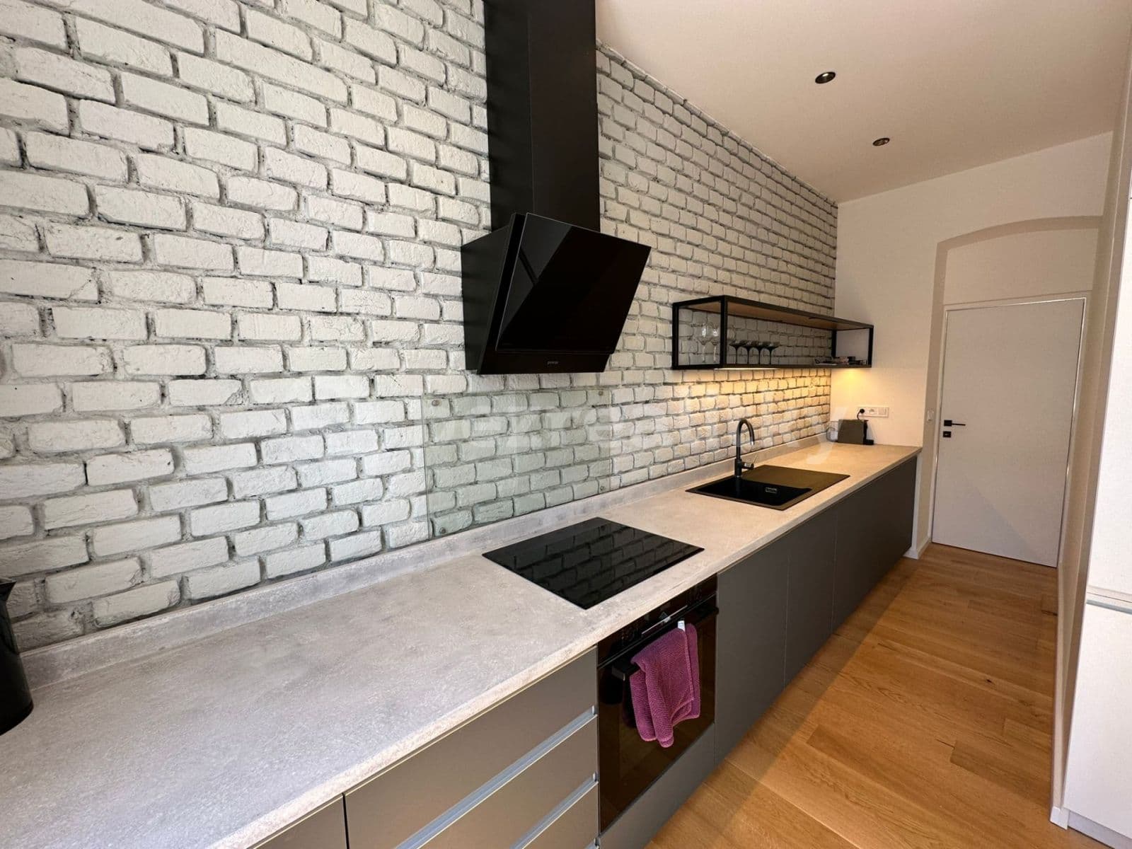 2 bedroom flat to rent, 66 m², Veletržní, Prague, Prague 2 bedroom flat to rent, 66 m², Veletržní, Prague, Prague