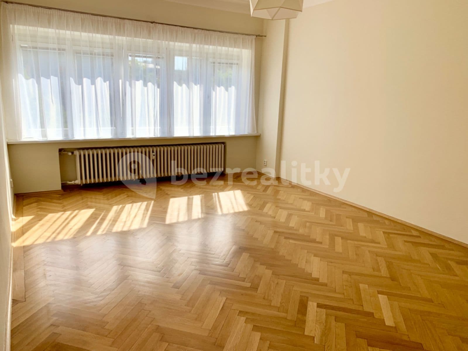 3 bedroom flat to rent, 106 m², Zelená, Prague, Prague 3 bedroom flat to rent, 106 m², Zelená, Prague, Prague