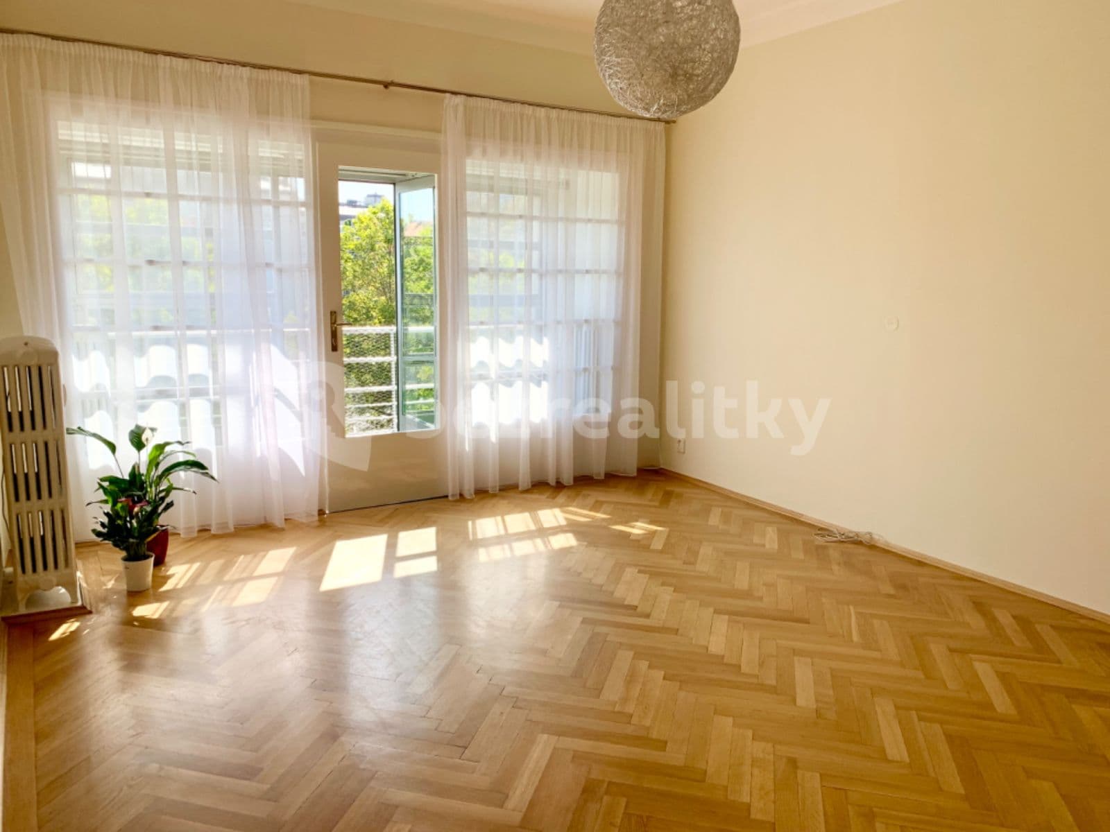 3 bedroom flat to rent, 106 m², Zelená, Prague, Prague 3 bedroom flat to rent, 106 m², Zelená, Prague, Prague