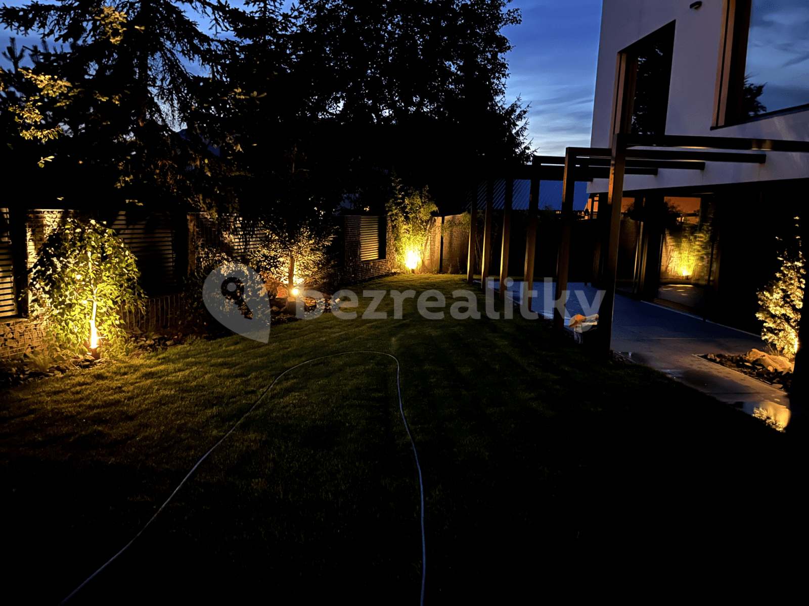 house to rent, 205 m², Národních hrdinů, Pardubice, Pardubický Region house to rent, 205 m², Národních hrdinů, Pardubice, Pardubický Region