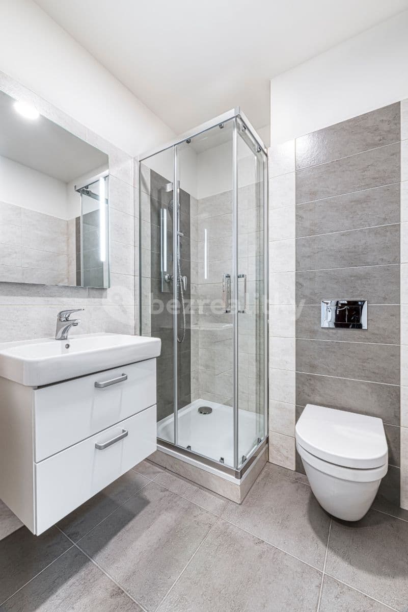 Studio flat to rent, 13 m², Mukařovského, Prague, Prague Studio flat to rent, 13 m², Mukařovského, Prague, Prague