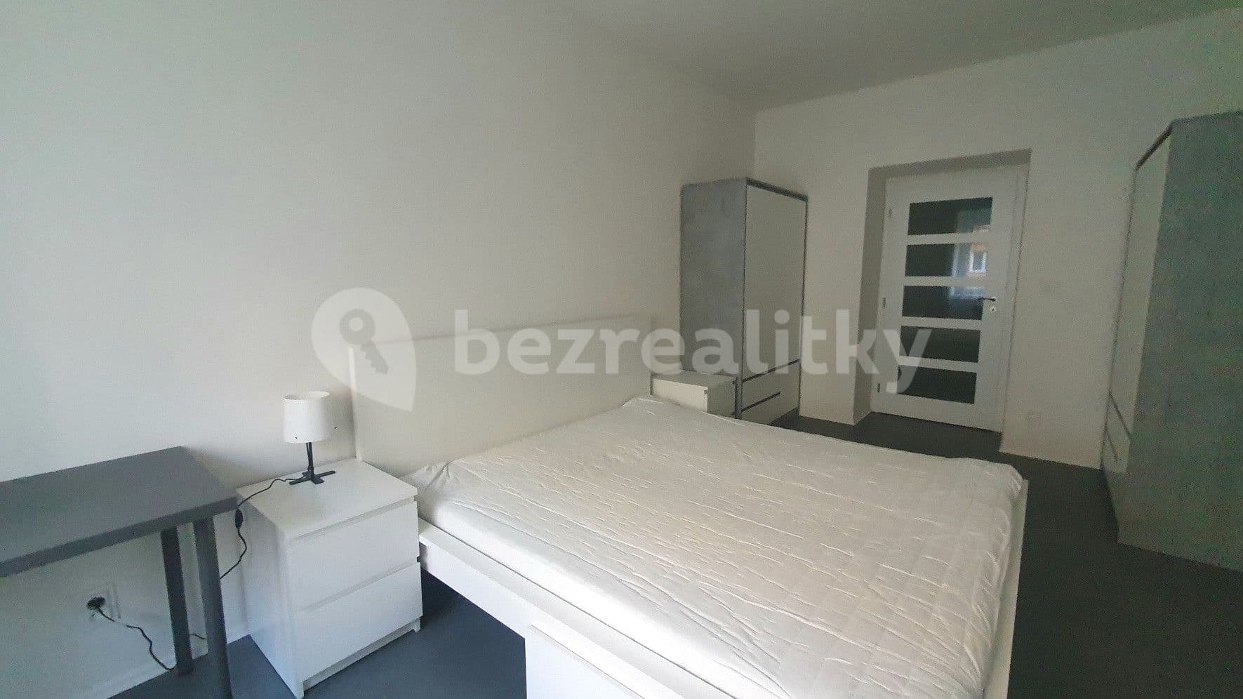 1 bedroom with open-plan kitchen flat to rent, 46 m², Biskupcova, Prague, Prague 1 bedroom with open-plan kitchen flat to rent, 46 m², Biskupcova, Prague, Prague