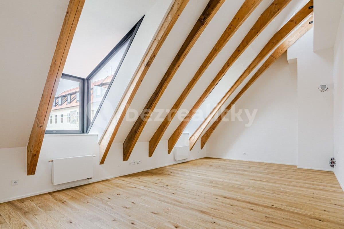 2 bedroom with open-plan kitchen flat to rent, 102 m², Řeporyjská, Prague, Prague 2 bedroom with open-plan kitchen flat to rent, 102 m², Řeporyjská, Prague, Prague