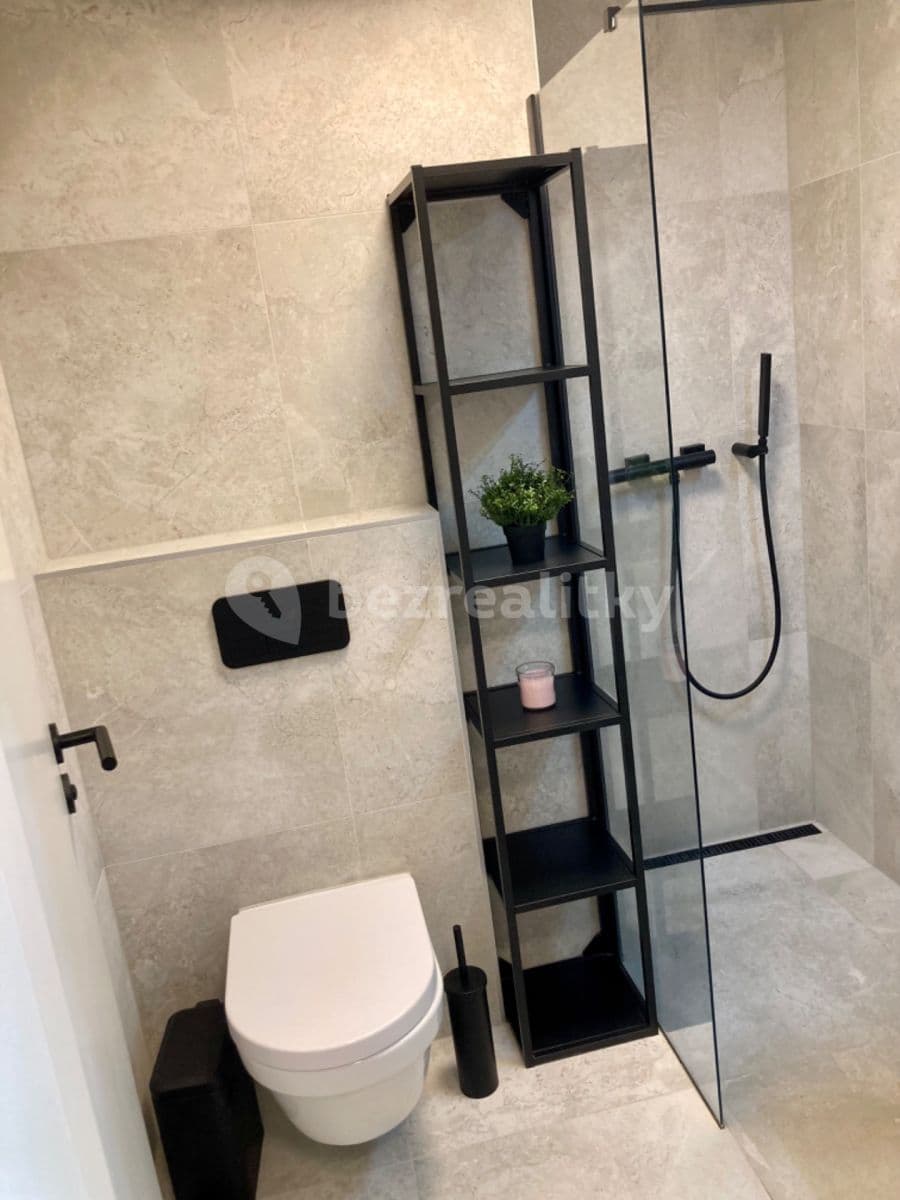 Studio flat to rent, 26 m², Jánská, Brno, Jihomoravský Region Studio flat to rent, 26 m², Jánská, Brno, Jihomoravský Region