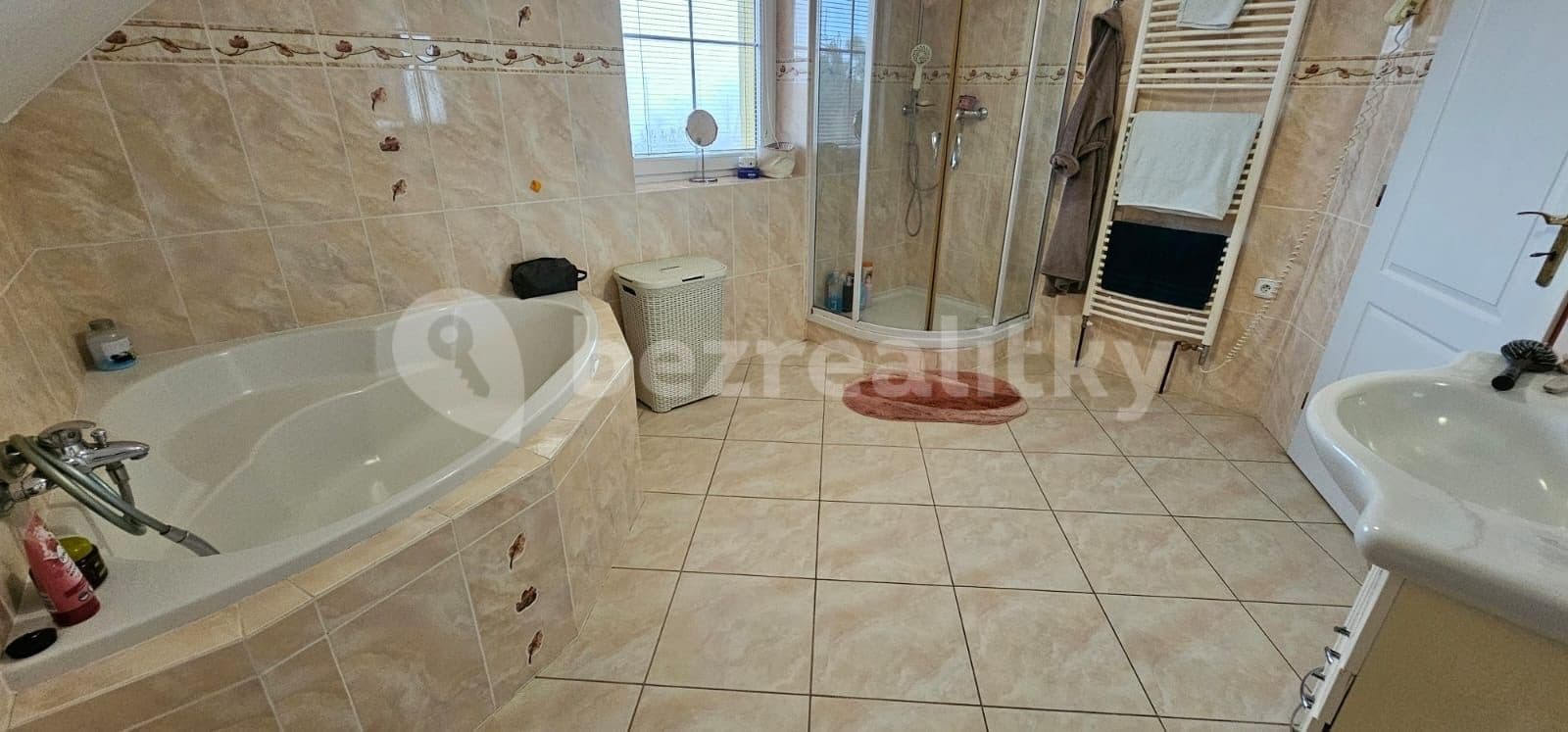 house to rent, 145 m², Třebusice, Středočeský Region house to rent, 145 m², Třebusice, Středočeský Region