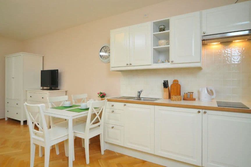 flat to rent, 40 m², Orebitská, Prague, Prague flat to rent, 40 m², Orebitská, Prague, Prague