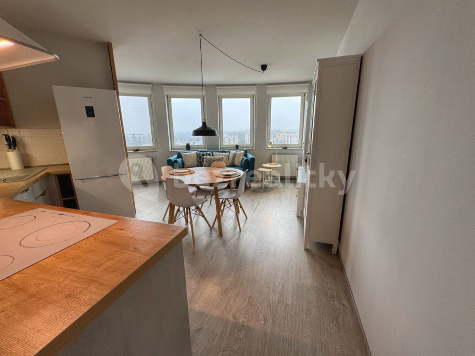 1 bedroom with open-plan kitchen flat to rent, 51 m², Palachova, Hradec Králové, Královéhradecký Region 1 bedroom with open-plan kitchen flat to rent, 51 m², Palachova, Hradec Králové, Královéhradecký Region