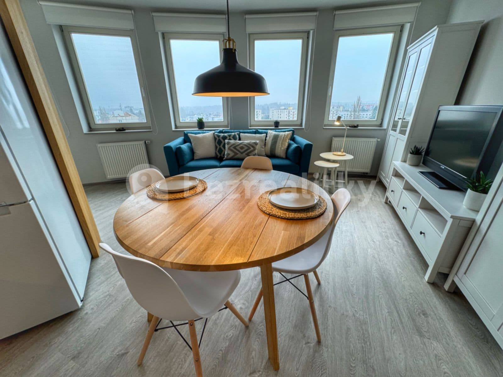 1 bedroom with open-plan kitchen flat to rent, 51 m², Palachova, Hradec Králové, Královéhradecký Region 1 bedroom with open-plan kitchen flat to rent, 51 m², Palachova, Hradec Králové, Královéhradecký Region