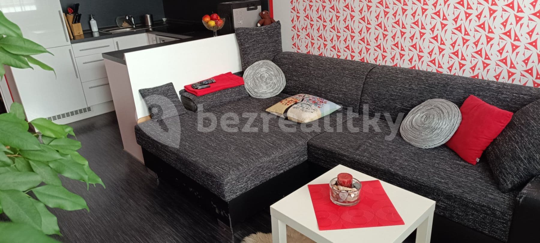 1 bedroom with open-plan kitchen flat to rent, 42 m², Valentova, Prague, Prague 1 bedroom with open-plan kitchen flat to rent, 42 m², Valentova, Prague, Prague