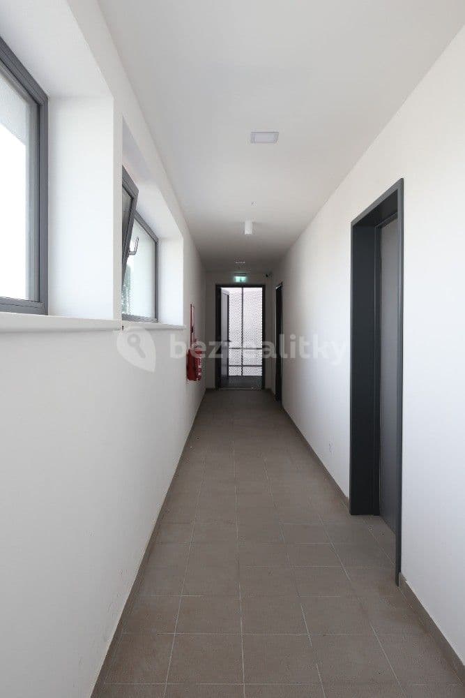 Studio flat to rent, 42 m², Kamýcká, Prague, Prague Studio flat to rent, 42 m², Kamýcká, Prague, Prague