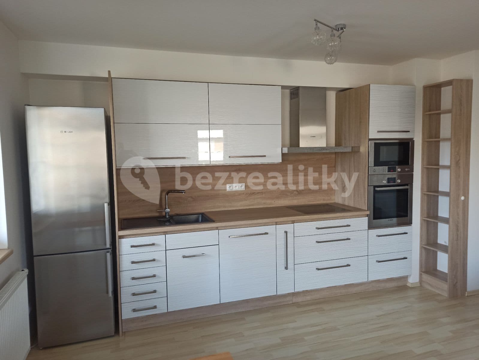 2 bedroom with open-plan kitchen flat to rent, 66 m², Jurkovičova, Prague, Prague 2 bedroom with open-plan kitchen flat to rent, 66 m², Jurkovičova, Prague, Prague