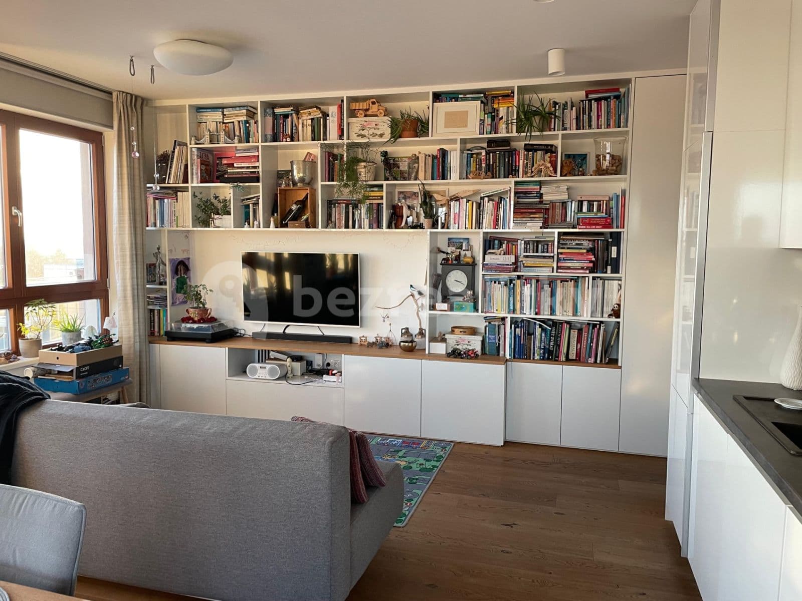 1 bedroom with open-plan kitchen flat to rent, 102 m², Kejhova, Prague, Prague 1 bedroom with open-plan kitchen flat to rent, 102 m², Kejhova, Prague, Prague