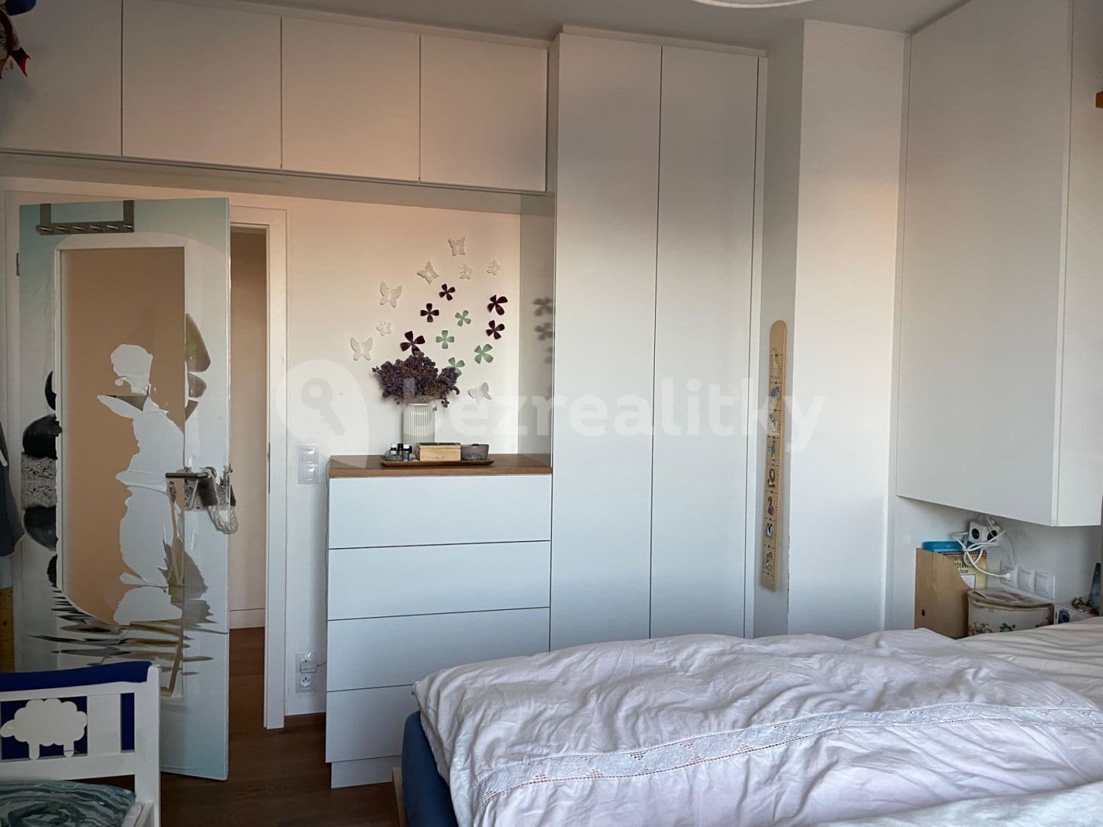 1 bedroom with open-plan kitchen flat to rent, 102 m², Kejhova, Prague, Prague 1 bedroom with open-plan kitchen flat to rent, 102 m², Kejhova, Prague, Prague