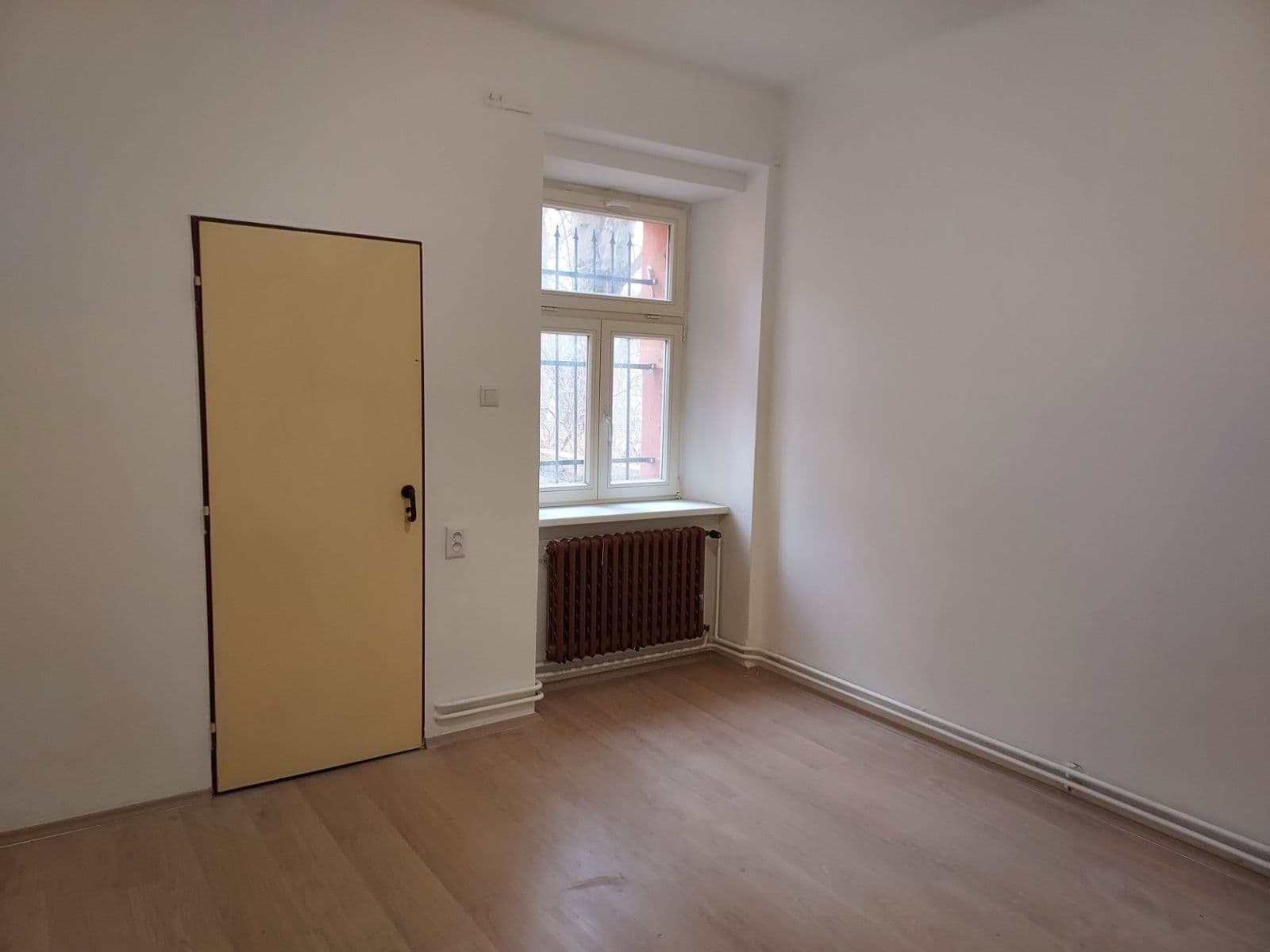 2 bedroom with open-plan kitchen flat to rent, 65 m², U Vinohradské nemocnice, Prague, Prague 2 bedroom with open-plan kitchen flat to rent, 65 m², U Vinohradské nemocnice, Prague, Prague