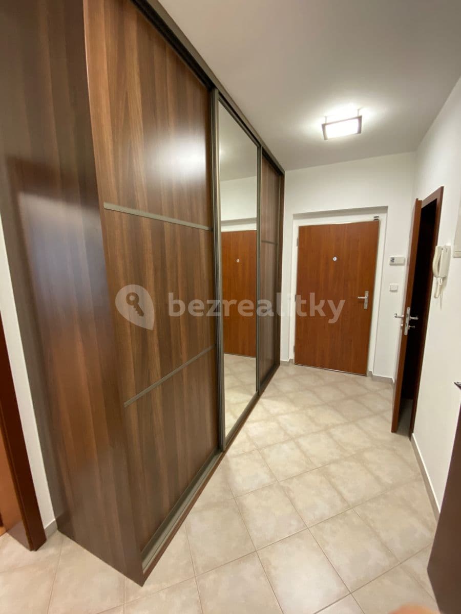 1 bedroom with open-plan kitchen flat to rent, 59 m², Žampiónová, Prague, Prague 1 bedroom with open-plan kitchen flat to rent, 59 m², Žampiónová, Prague, Prague