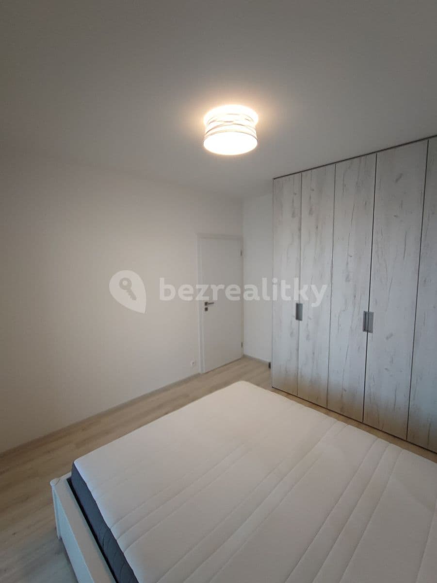1 bedroom with open-plan kitchen flat to rent, 58 m², K Vystrkovu, Prague, Prague 1 bedroom with open-plan kitchen flat to rent, 58 m², K Vystrkovu, Prague, Prague
