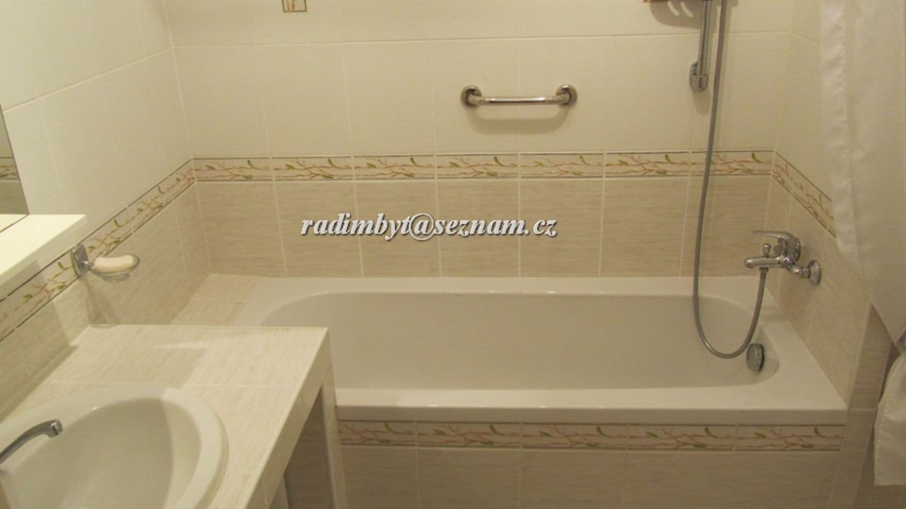 3 bedroom with open-plan kitchen flat to rent, 90 m², Radimovická, Prague, Prague 3 bedroom with open-plan kitchen flat to rent, 90 m², Radimovická, Prague, Prague