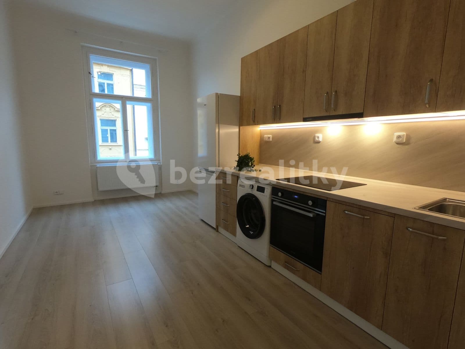 1 bedroom with open-plan kitchen flat to rent, 46 m², Boleslavova, Prague, Prague 1 bedroom with open-plan kitchen flat to rent, 46 m², Boleslavova, Prague, Prague