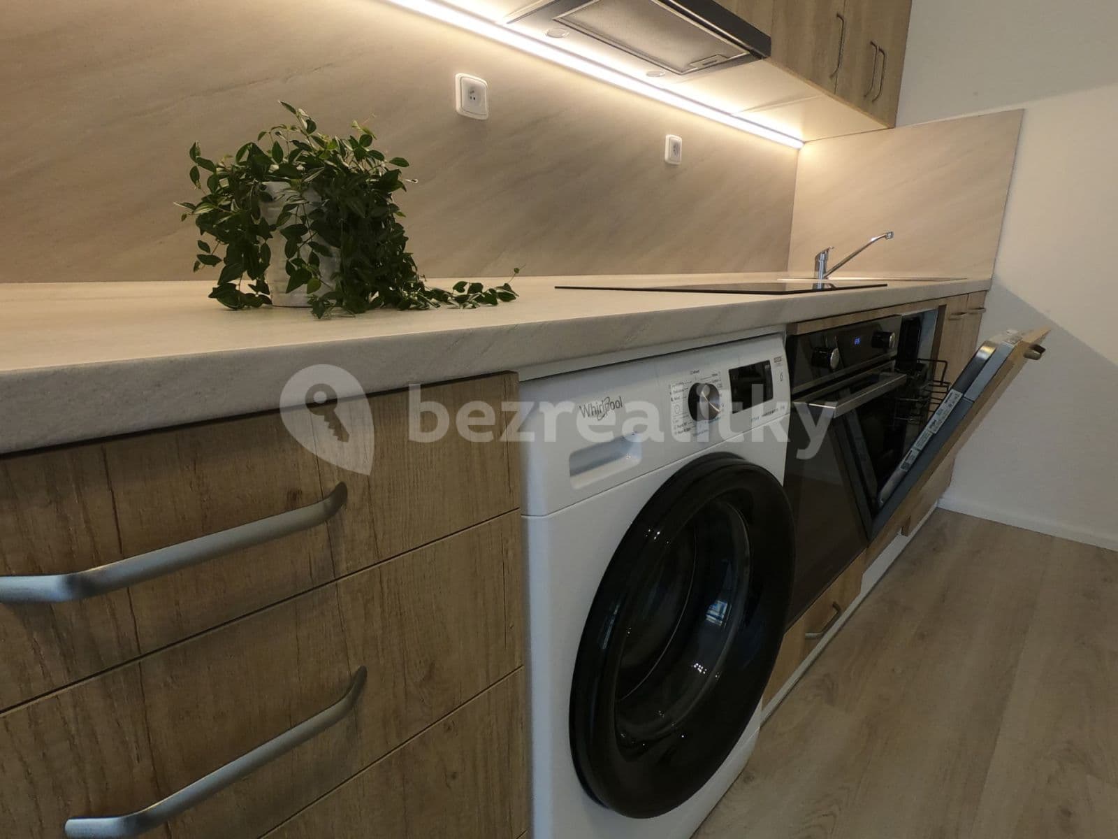 1 bedroom with open-plan kitchen flat to rent, 46 m², Boleslavova, Prague, Prague 1 bedroom with open-plan kitchen flat to rent, 46 m², Boleslavova, Prague, Prague