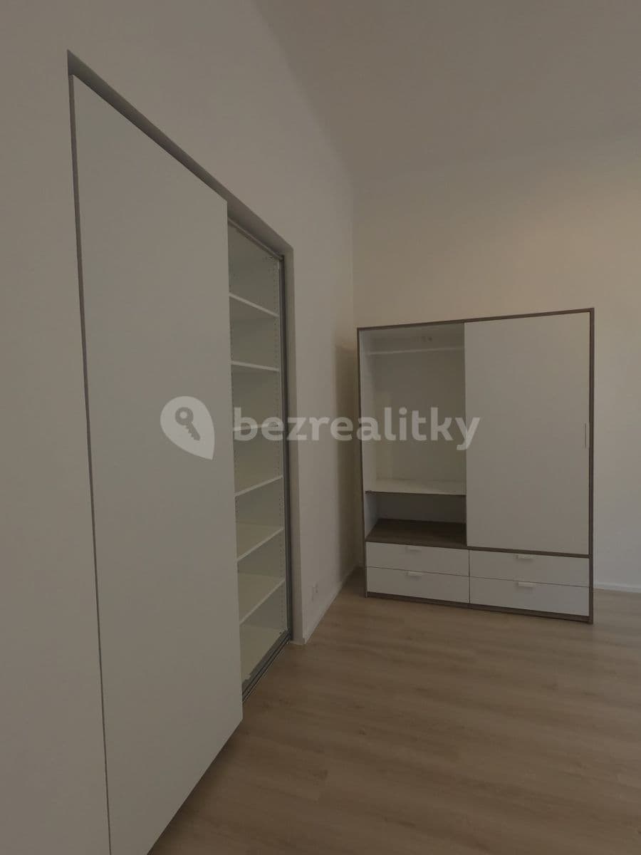 1 bedroom with open-plan kitchen flat to rent, 46 m², Boleslavova, Prague, Prague 1 bedroom with open-plan kitchen flat to rent, 46 m², Boleslavova, Prague, Prague