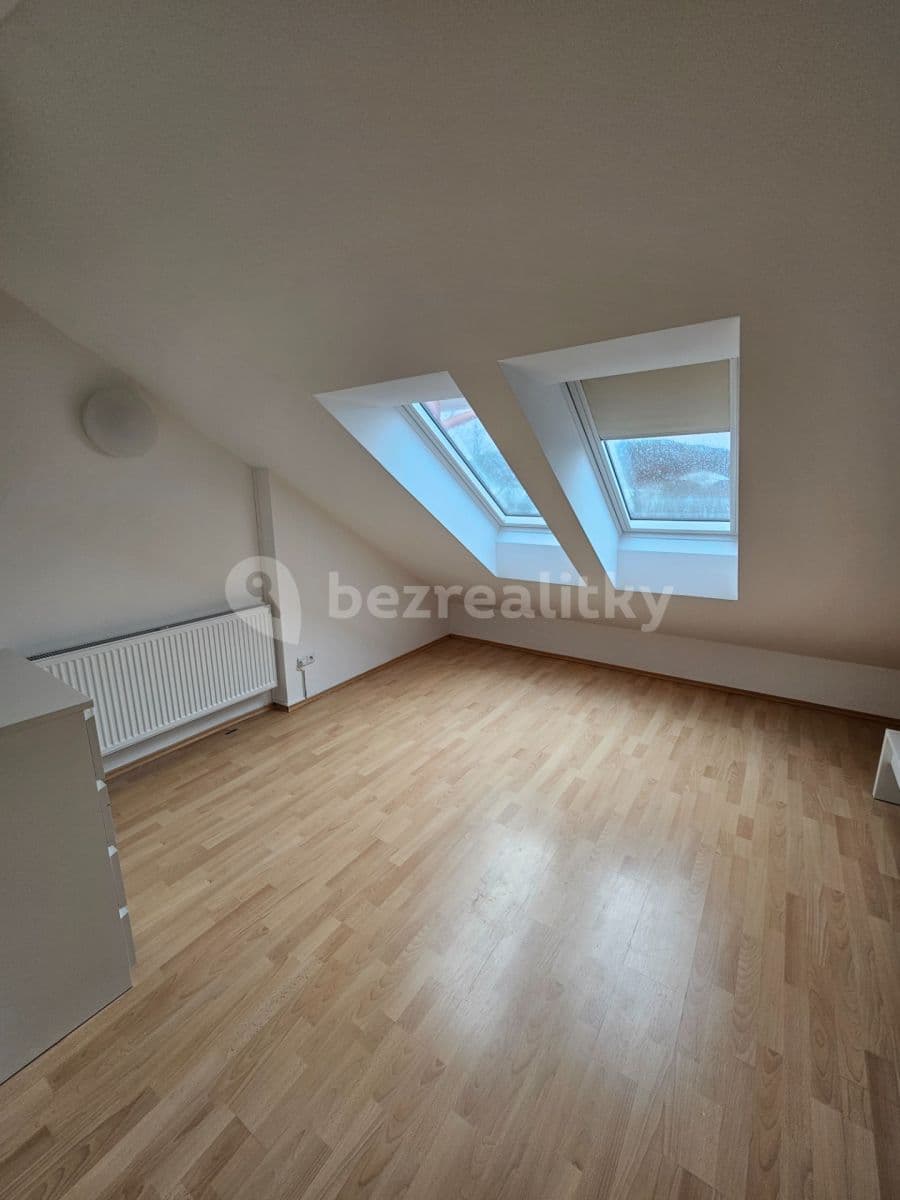 flat to rent, 230 m², Hlinky, Brno, Jihomoravský Region flat to rent, 230 m², Hlinky, Brno, Jihomoravský Region