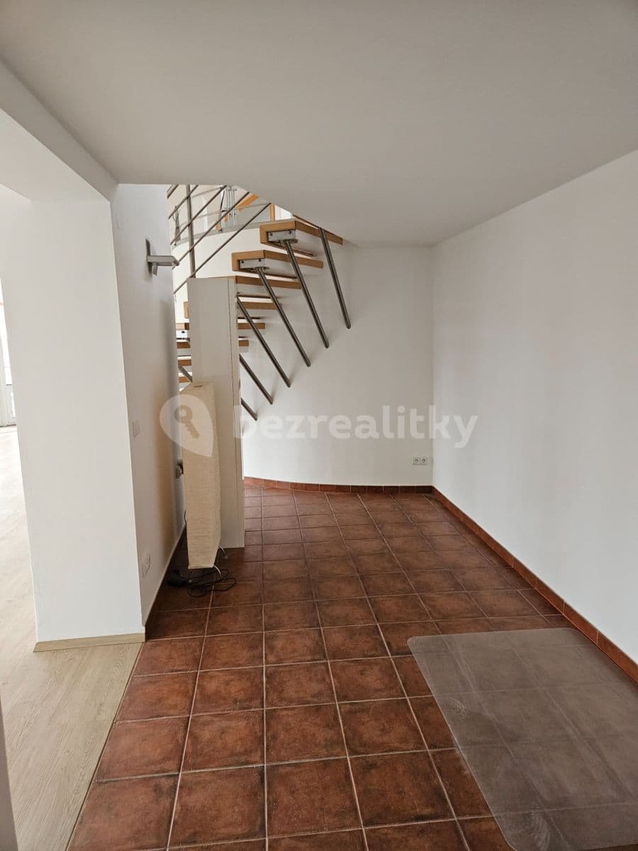 flat to rent, 230 m², Hlinky, Brno, Jihomoravský Region flat to rent, 230 m², Hlinky, Brno, Jihomoravský Region