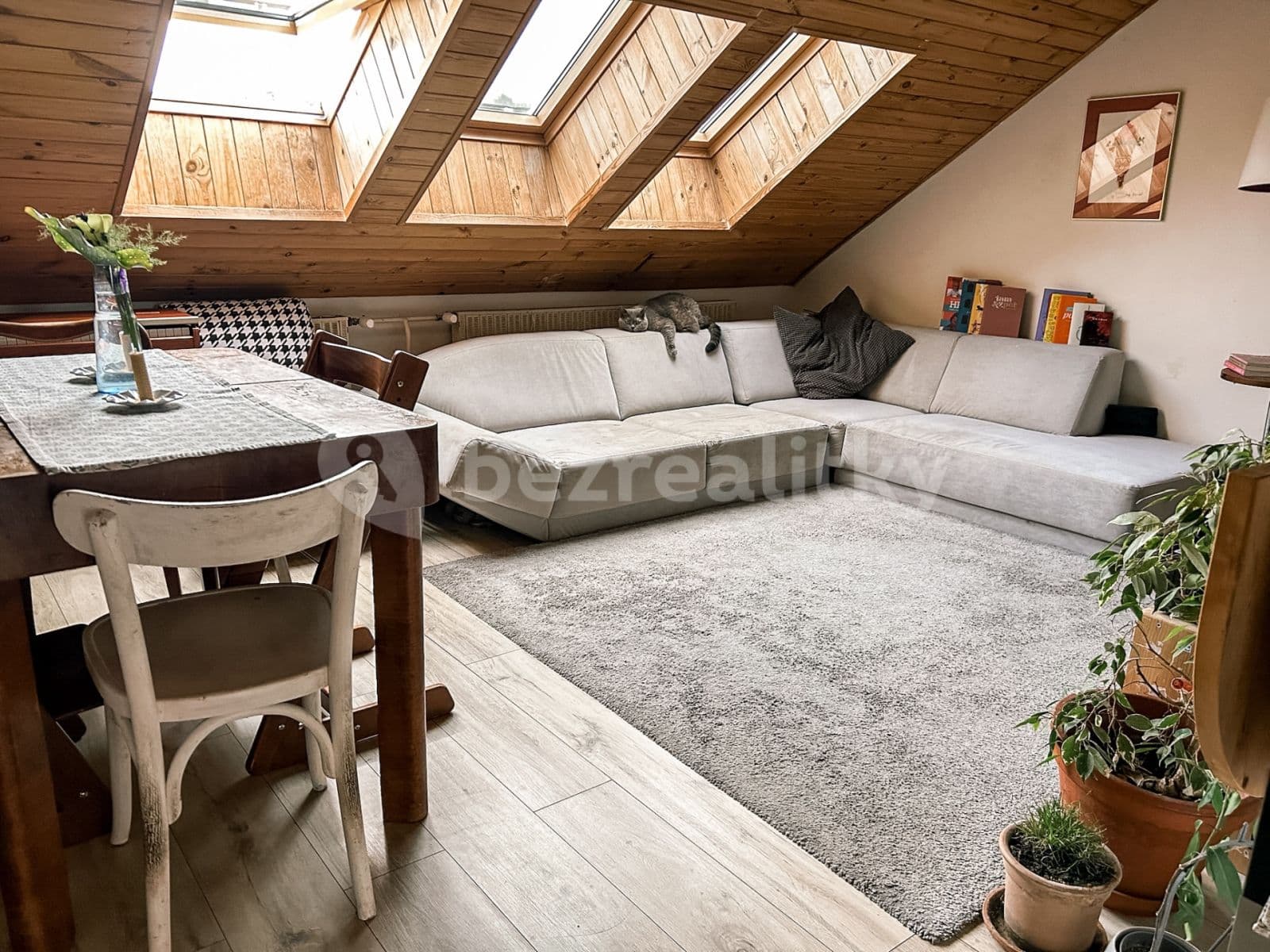 2 bedroom with open-plan kitchen flat to rent, 70 m², Rybářská, Brno, Jihomoravský Region 2 bedroom with open-plan kitchen flat to rent, 70 m², Rybářská, Brno, Jihomoravský Region