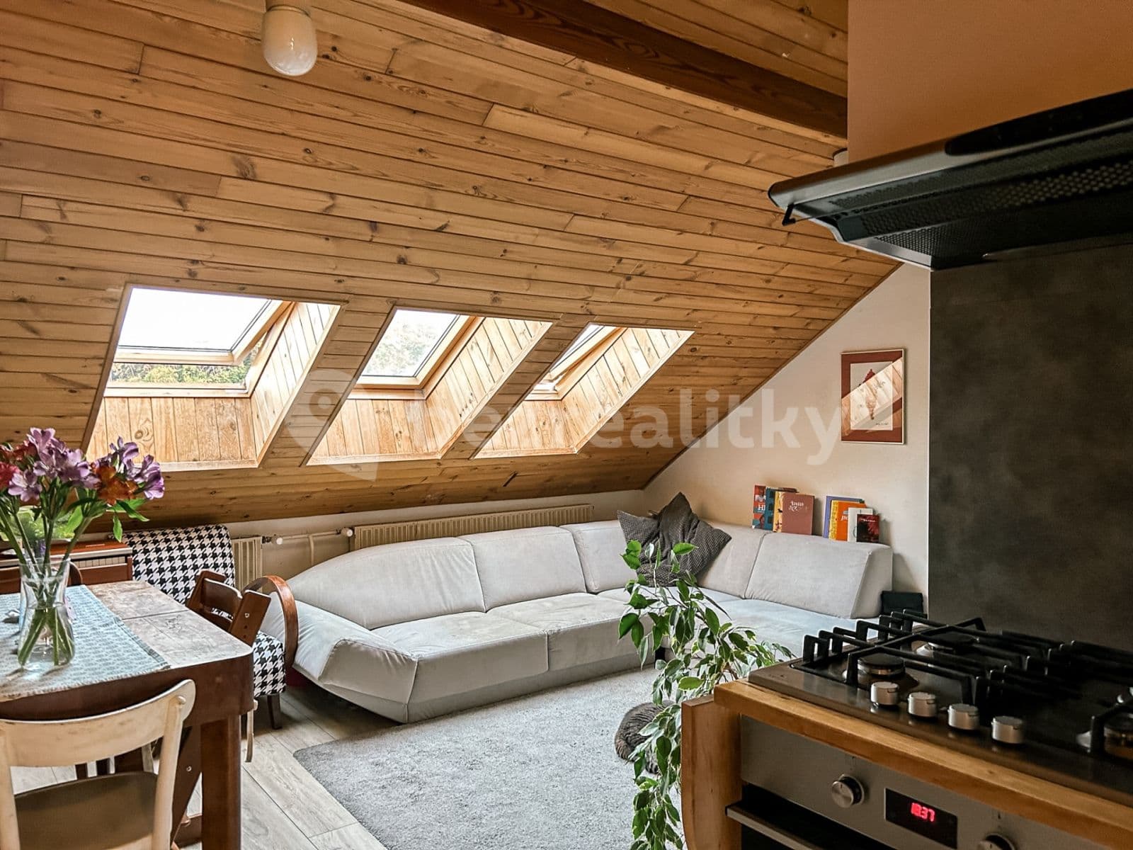 2 bedroom with open-plan kitchen flat to rent, 70 m², Rybářská, Brno, Jihomoravský Region 2 bedroom with open-plan kitchen flat to rent, 70 m², Rybářská, Brno, Jihomoravský Region