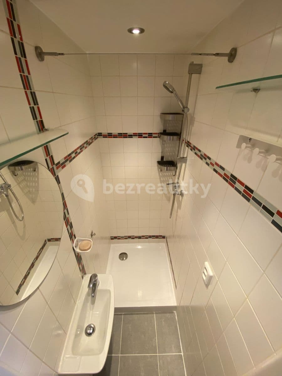 Studio flat to rent, 35 m², Biskupcova, Prague, Prague Studio flat to rent, 35 m², Biskupcova, Prague, Prague