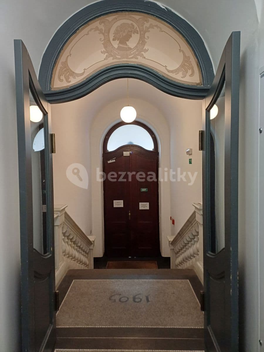 1 bedroom with open-plan kitchen flat to rent, 50 m², Nitranská, Prague, Prague 1 bedroom with open-plan kitchen flat to rent, 50 m², Nitranská, Prague, Prague