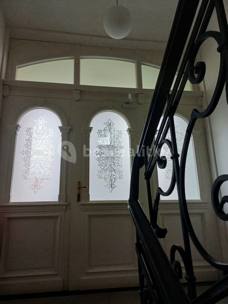 1 bedroom with open-plan kitchen flat to rent, 50 m², Nitranská, Prague, Prague 1 bedroom with open-plan kitchen flat to rent, 50 m², Nitranská, Prague, Prague