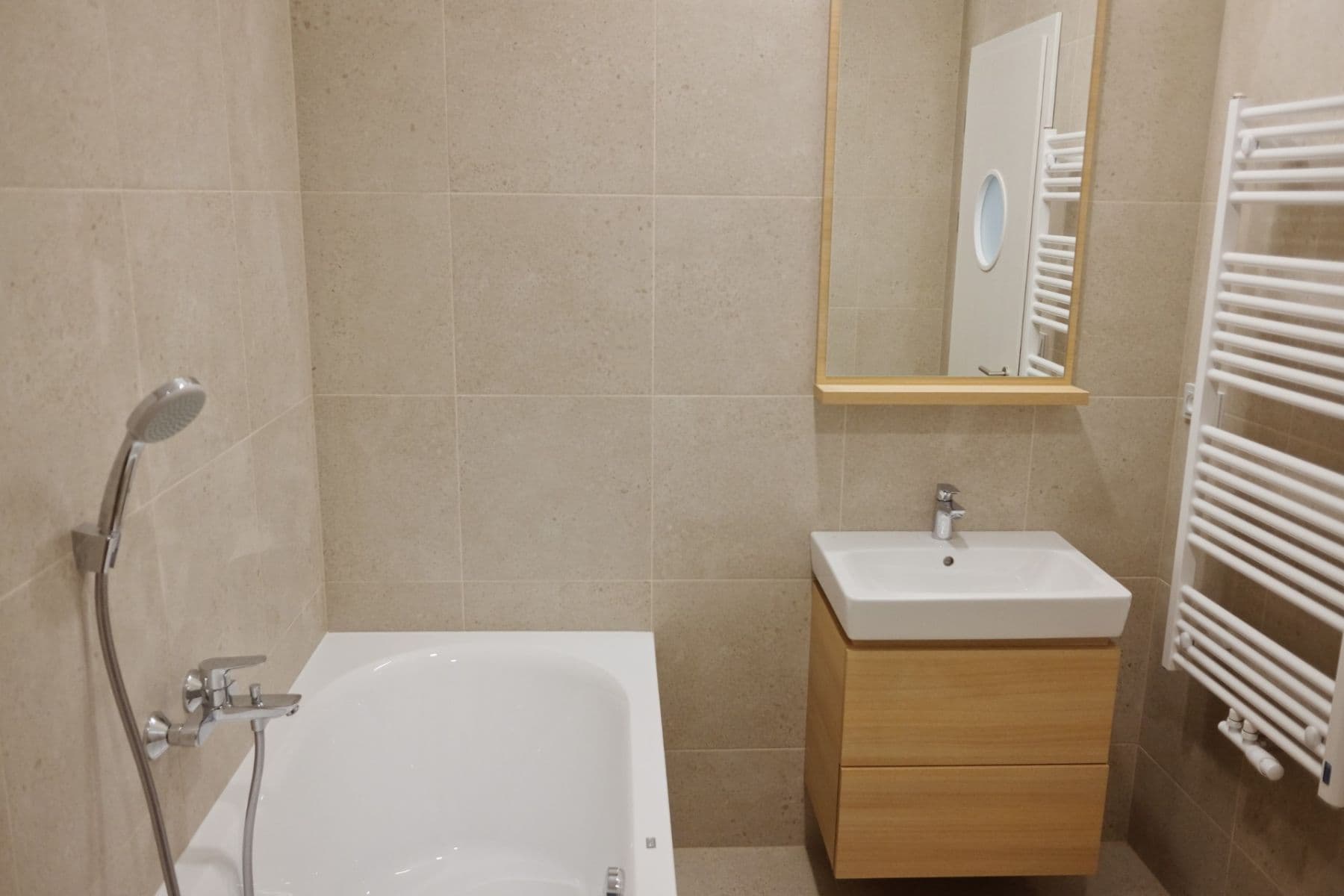 3 bedroom flat to rent, 95 m², Oldřichova, Prague, Prague 3 bedroom flat to rent, 95 m², Oldřichova, Prague, Prague