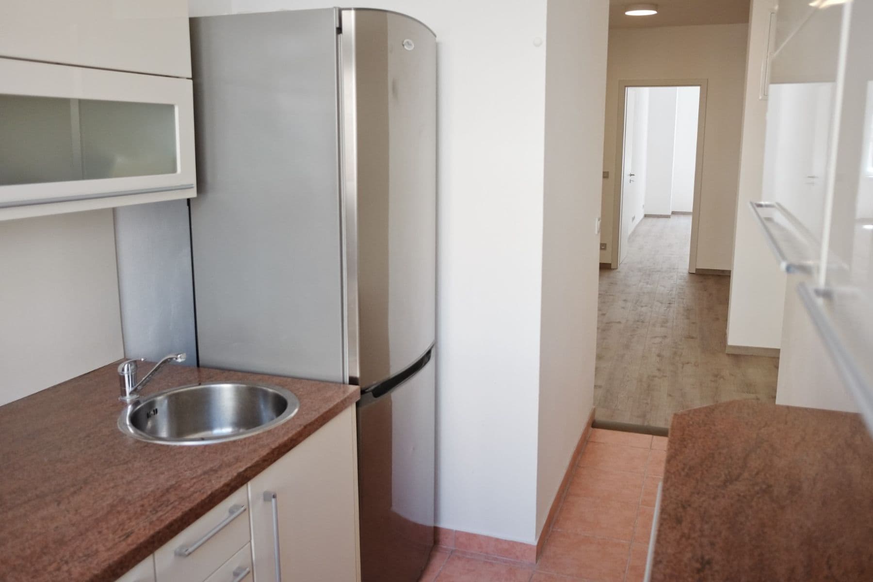 3 bedroom flat to rent, 95 m², Oldřichova, Prague, Prague 3 bedroom flat to rent, 95 m², Oldřichova, Prague, Prague