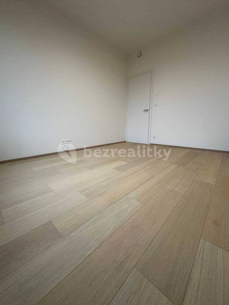 1 bedroom with open-plan kitchen flat to rent, 55 m², V Třešňovce, Prague, Prague 1 bedroom with open-plan kitchen flat to rent, 55 m², V Třešňovce, Prague, Prague