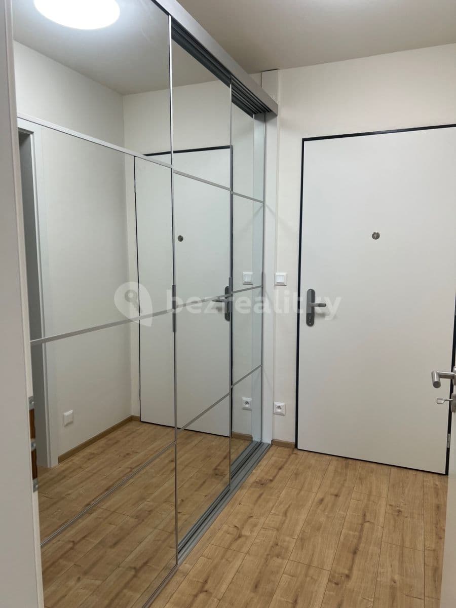 Studio flat to rent, 30 m², Za Humny, Modřice, Jihomoravský Region Studio flat to rent, 30 m², Za Humny, Modřice, Jihomoravský Region