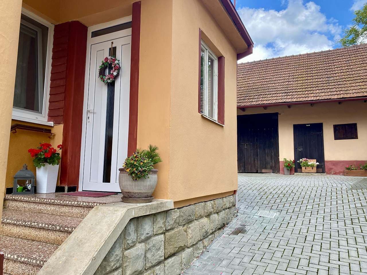 recreational property to rent, 0 m², Starý Hrozenkov, Zlínský Region recreational property to rent, 0 m², Starý Hrozenkov, Zlínský Region