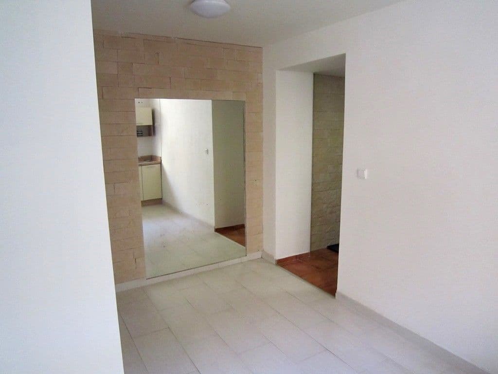 Studio flat to rent, 33 m², Terronská, Prague, Prague Studio flat to rent, 33 m², Terronská, Prague, Prague