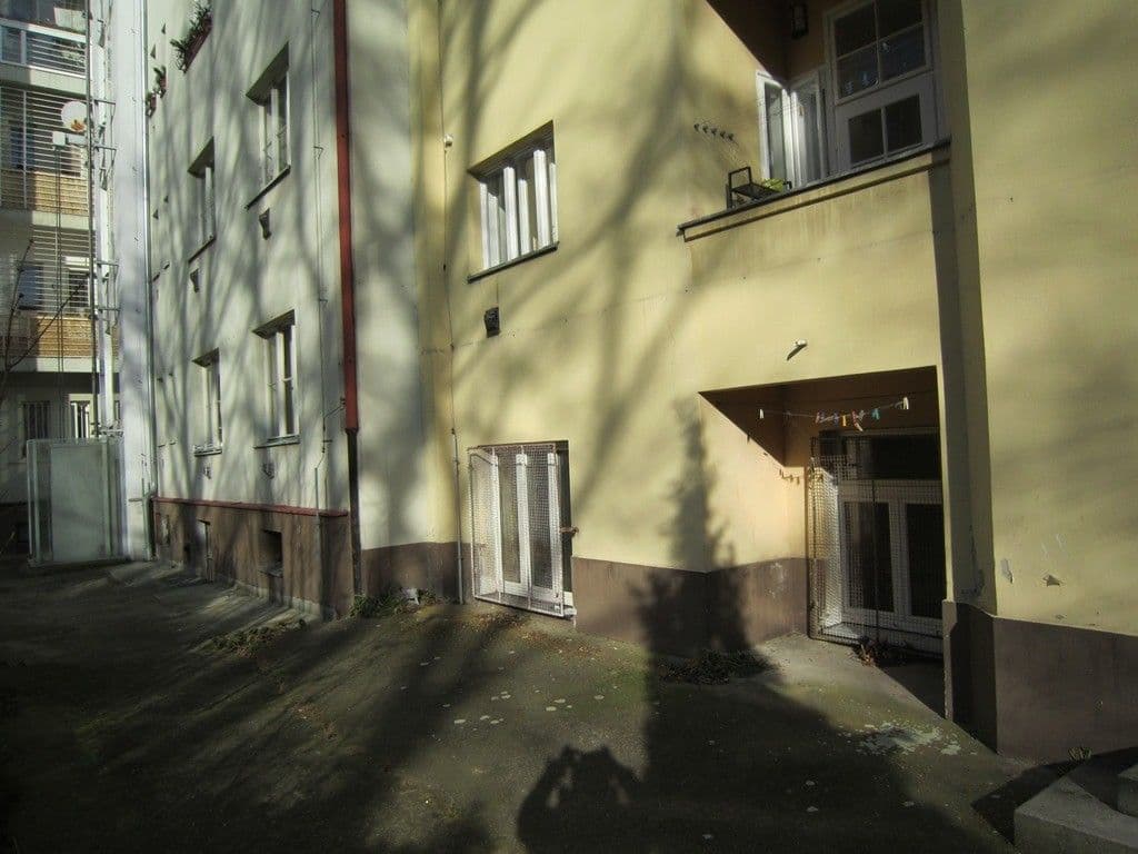 Studio flat to rent, 33 m², Terronská, Prague, Prague Studio flat to rent, 33 m², Terronská, Prague, Prague