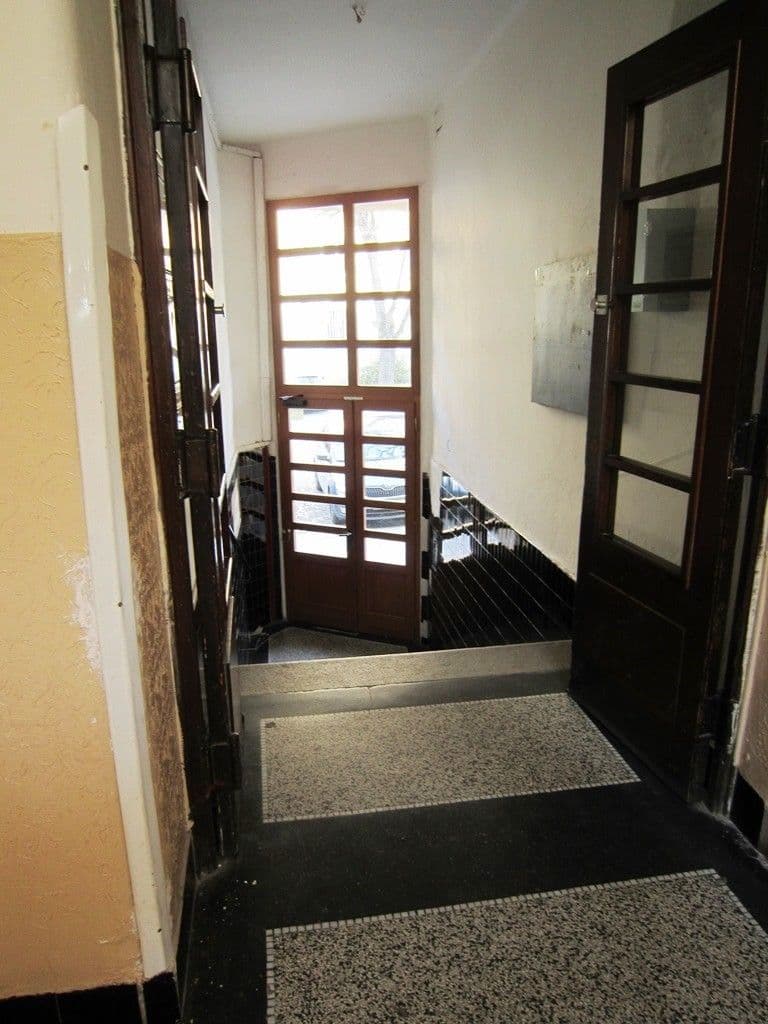 Studio flat to rent, 33 m², Terronská, Prague, Prague Studio flat to rent, 33 m², Terronská, Prague, Prague