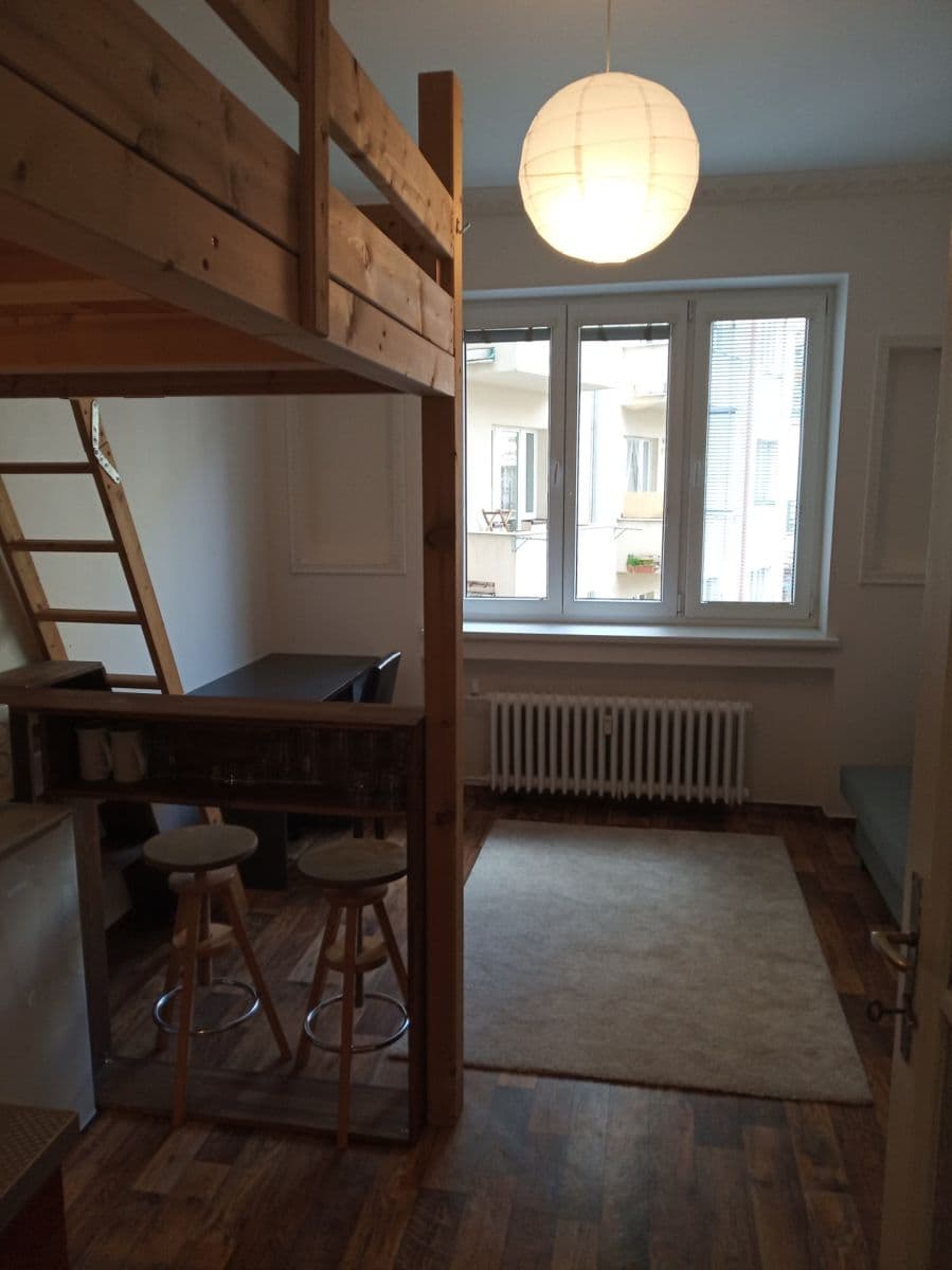 Studio flat to rent, 22 m², U Smaltovny, Prague, Prague Studio flat to rent, 22 m², U Smaltovny, Prague, Prague