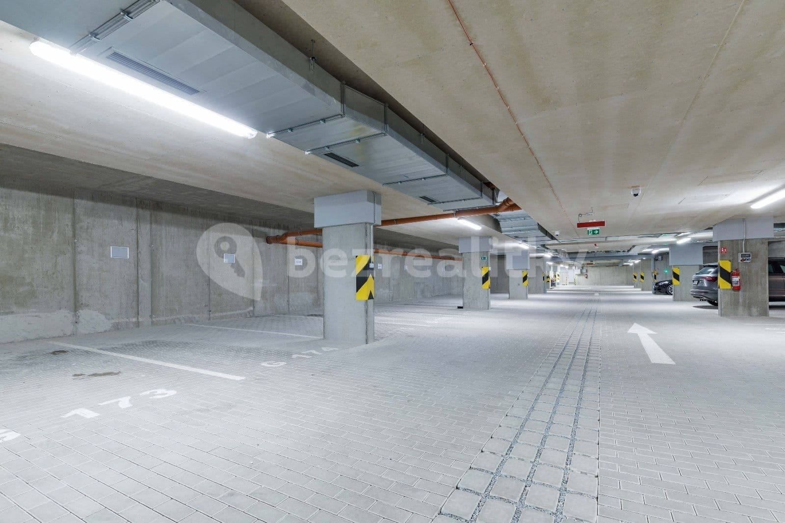 garage to rent, 12 m², U Pergamenky, Prague, Prague garage to rent, 12 m², U Pergamenky, Prague, Prague