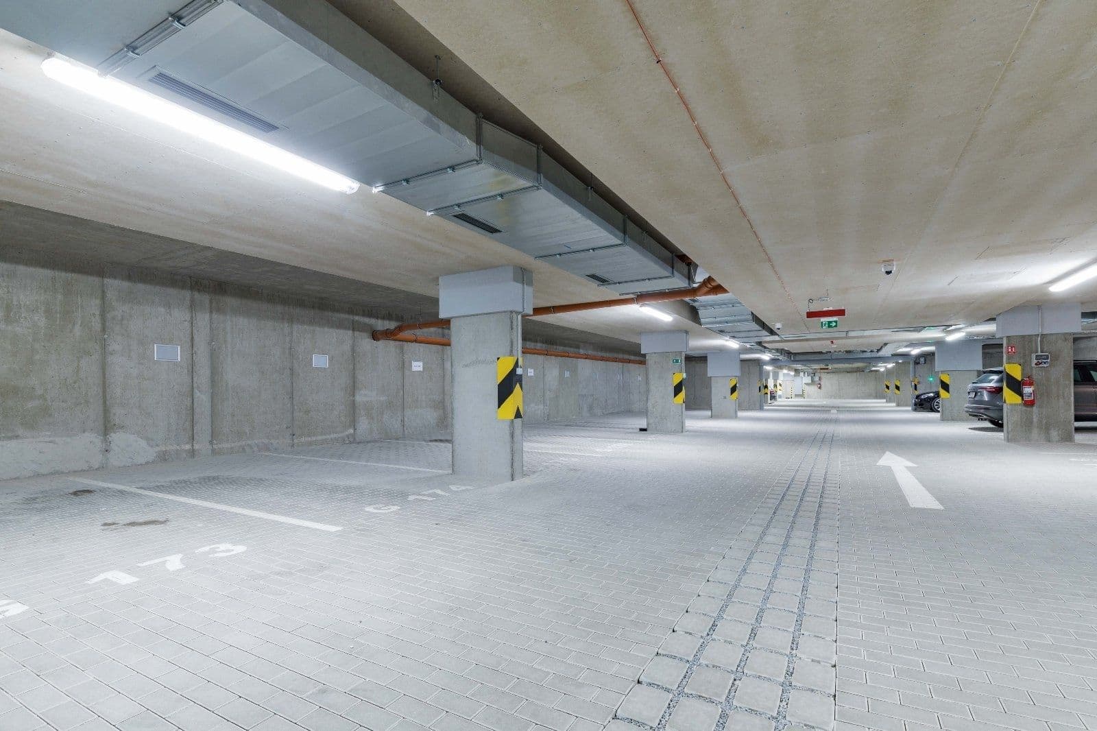 garage to rent, 12 m², U Pergamenky, Prague, Prague garage to rent, 12 m², U Pergamenky, Prague, Prague