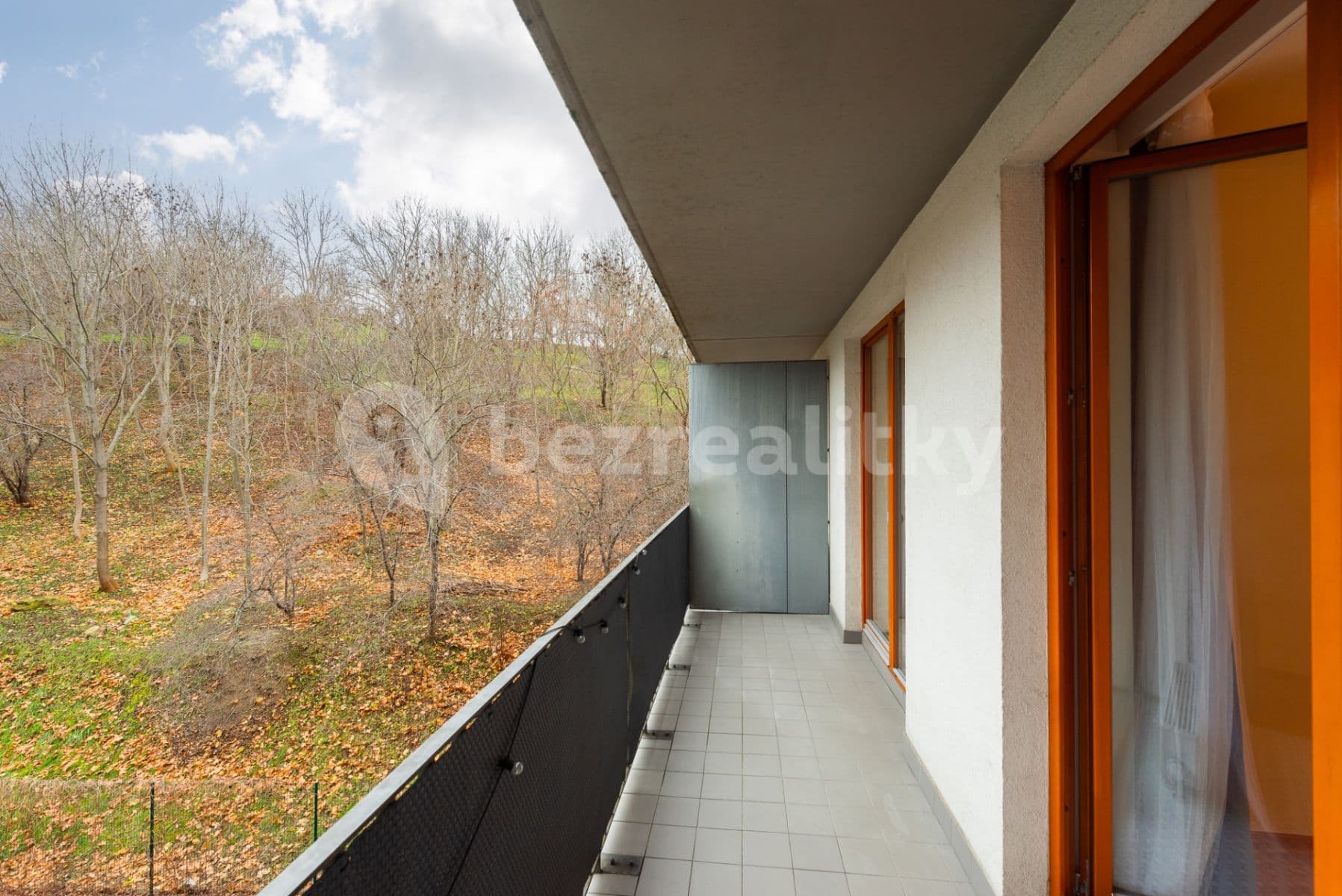 1 bedroom with open-plan kitchen flat to rent, 49 m², Jeseniova, Prague, Prague 1 bedroom with open-plan kitchen flat to rent, 49 m², Jeseniova, Prague, Prague