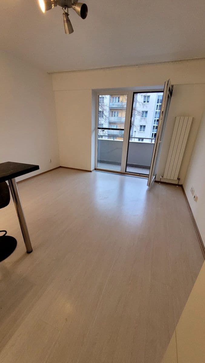 Studio flat to rent, 31 m², Frýdecká, Prague, Prague Studio flat to rent, 31 m², Frýdecká, Prague, Prague