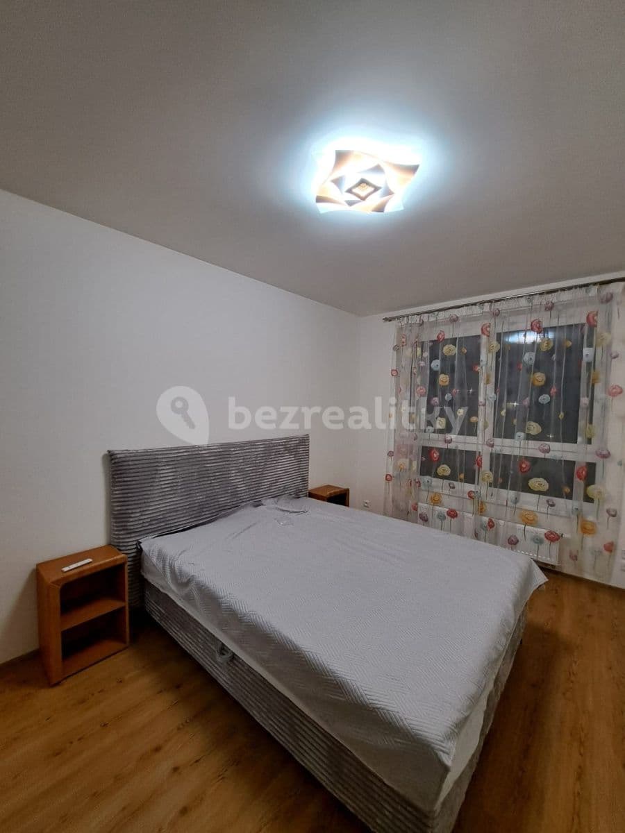 1 bedroom with open-plan kitchen flat to rent, 59 m², Kardausova, Prague, Prague 1 bedroom with open-plan kitchen flat to rent, 59 m², Kardausova, Prague, Prague