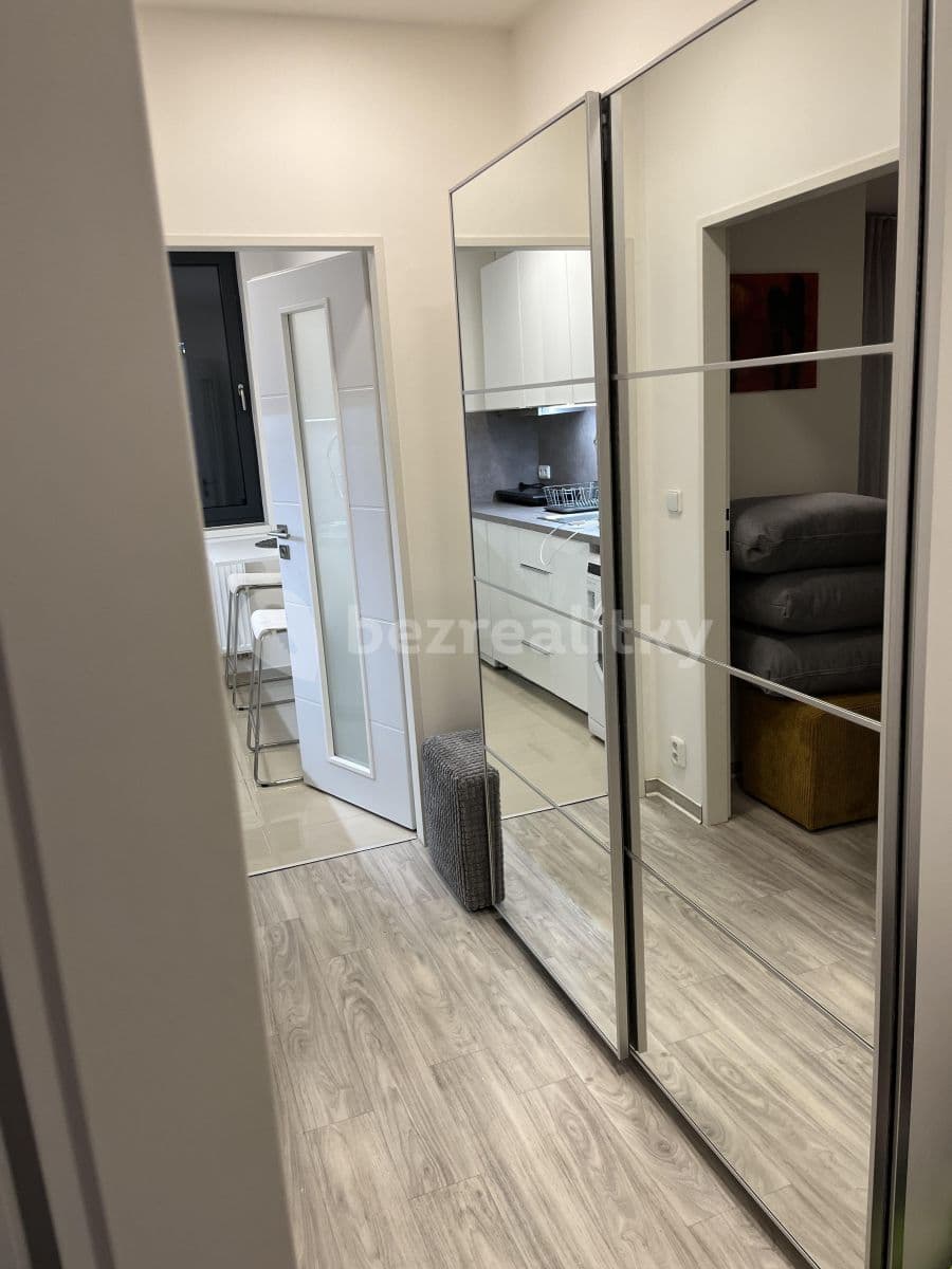 2 bedroom flat to rent, 43 m², Počernická, Prague, Prague 2 bedroom flat to rent, 43 m², Počernická, Prague, Prague