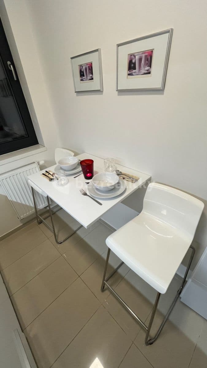 2 bedroom flat to rent, 43 m², Počernická, Prague, Prague 2 bedroom flat to rent, 43 m², Počernická, Prague, Prague