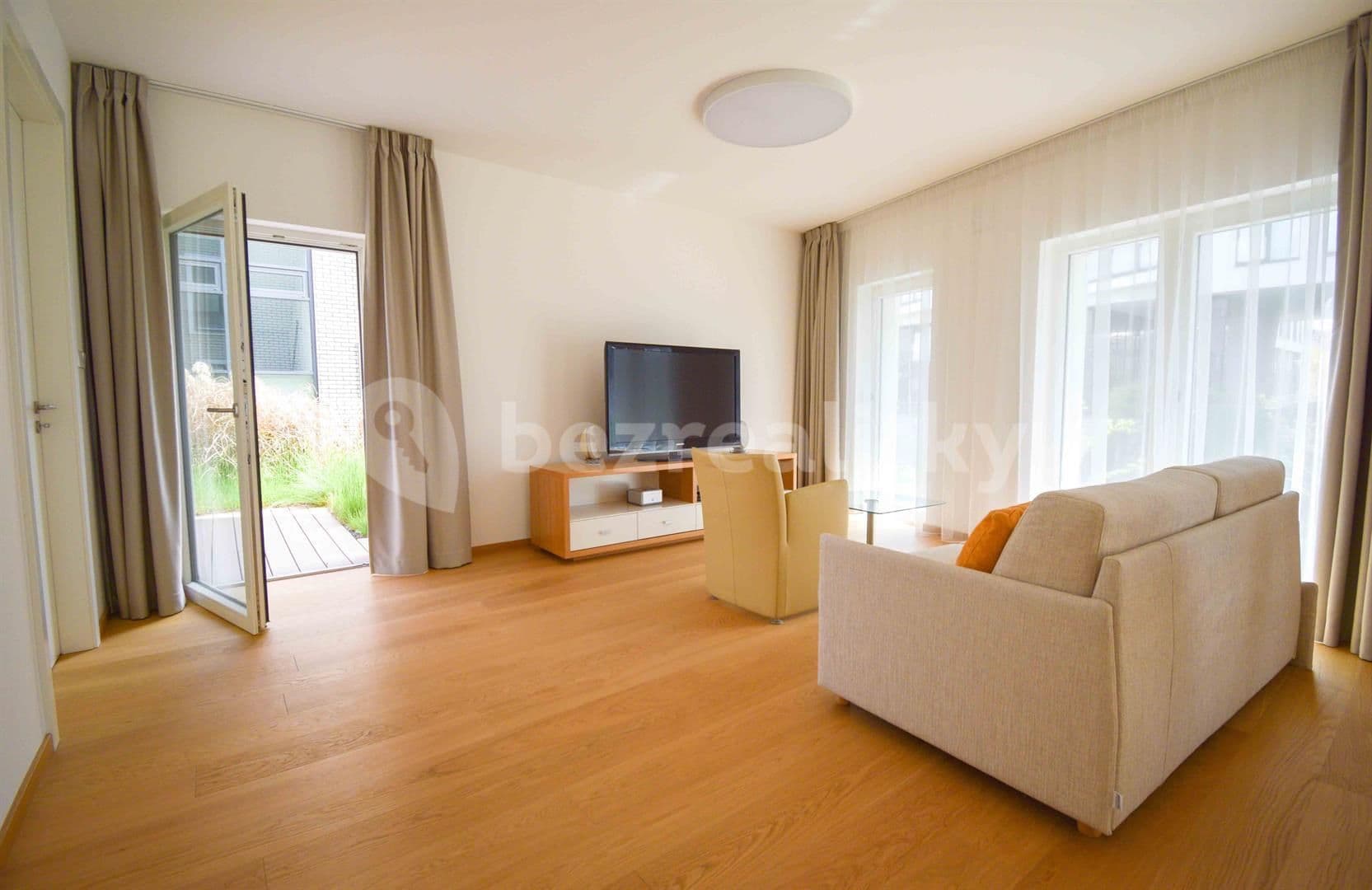 1 bedroom with open-plan kitchen flat to rent, 80 m², Kobrova, Prague, Prague 1 bedroom with open-plan kitchen flat to rent, 80 m², Kobrova, Prague, Prague