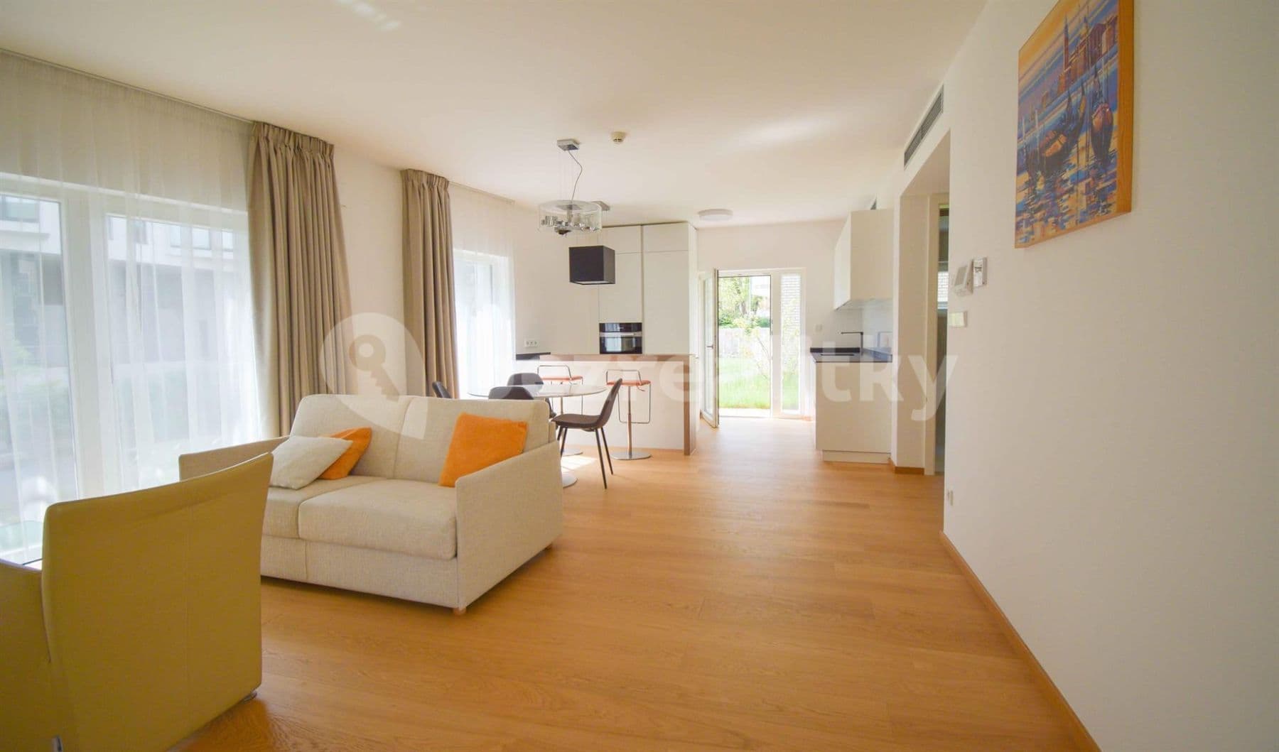 1 bedroom with open-plan kitchen flat to rent, 80 m², Kobrova, Prague, Prague 1 bedroom with open-plan kitchen flat to rent, 80 m², Kobrova, Prague, Prague