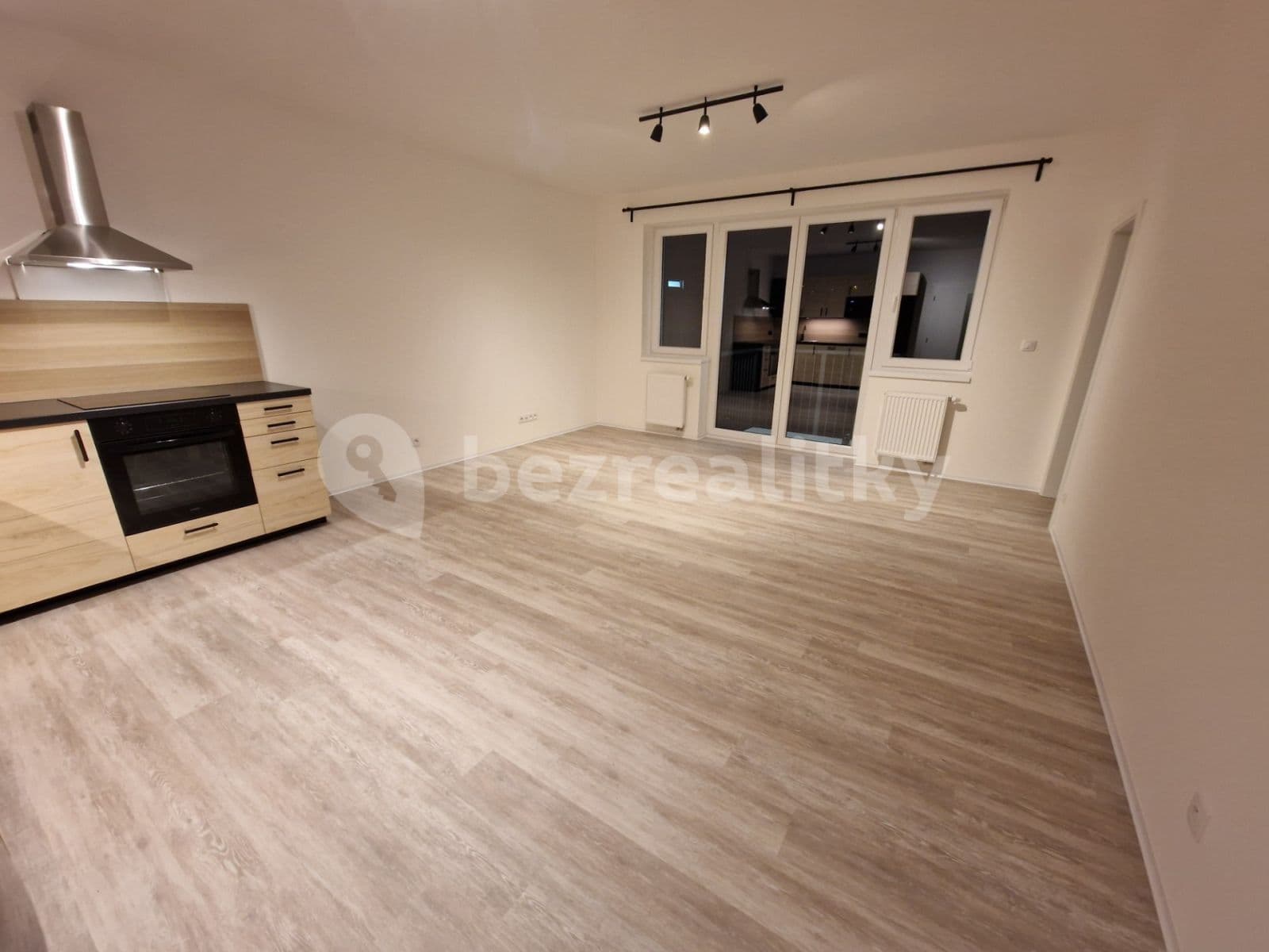 1 bedroom with open-plan kitchen flat to rent, 50 m², Za Lidkou, Kutná Hora, Středočeský Region 1 bedroom with open-plan kitchen flat to rent, 50 m², Za Lidkou, Kutná Hora, Středočeský Region